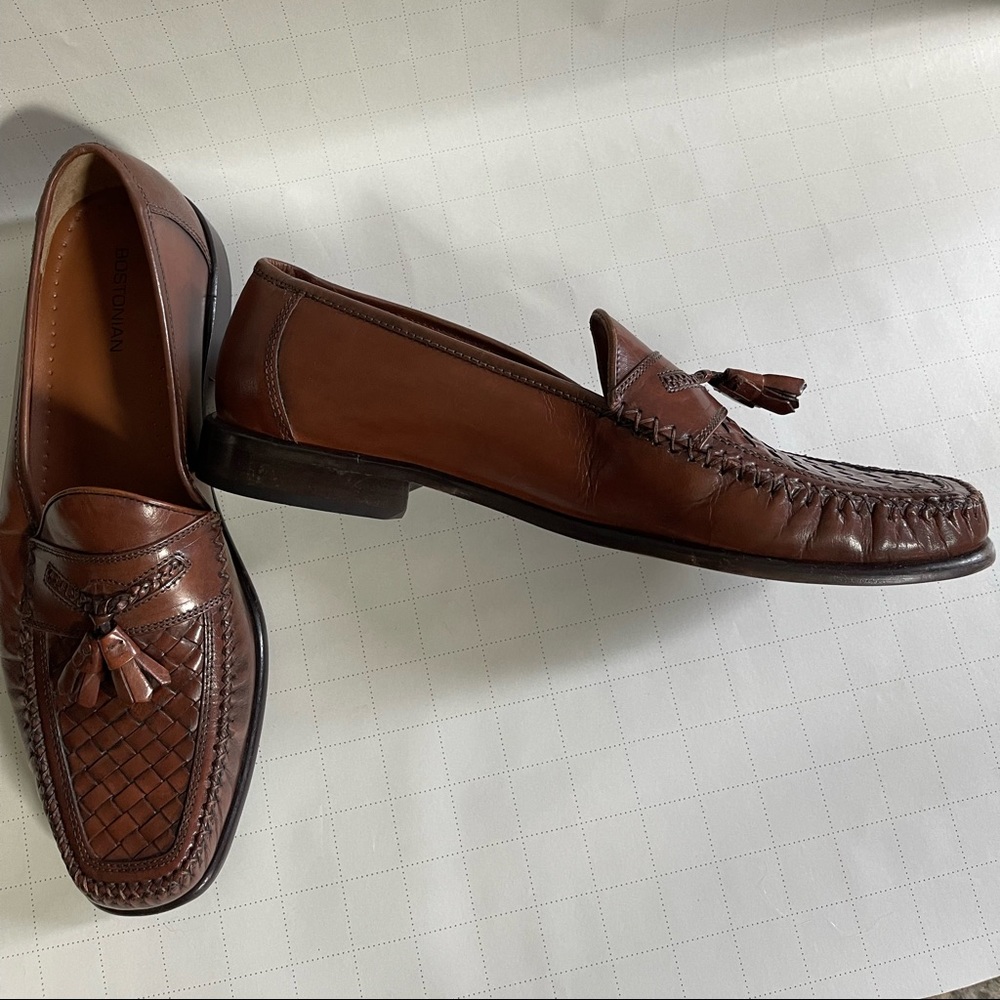 Bostonian Leather Braided Loafers with Tassels, size 13.  Worn couple of times.